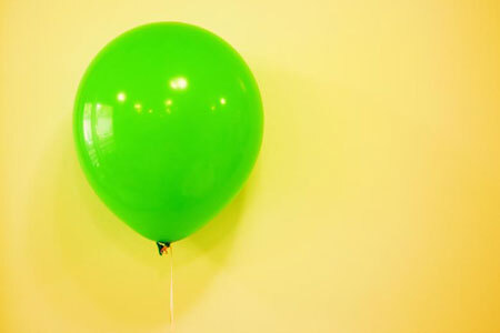 Lleva tu marca a lo más alto con globos personalizados, ¡y vuela!