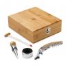 Set de vino suministrado en caja fabricado en bambú zinc y acero inoxidable Cabernet
