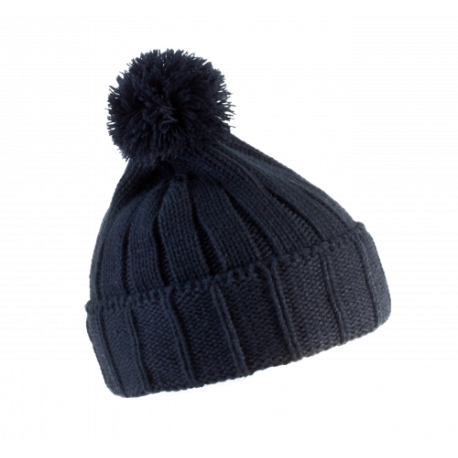 Gorro con pompón y dobladillo