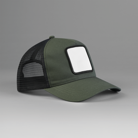 Gorra trucker de 5 paneles con parche cuadrado