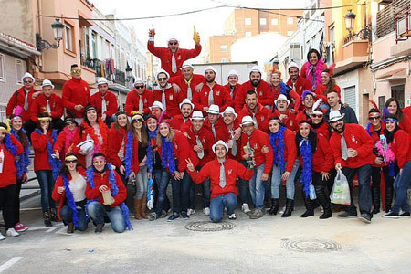 En Fallas, las chaquetas bordadas hacen algo más que abrigar