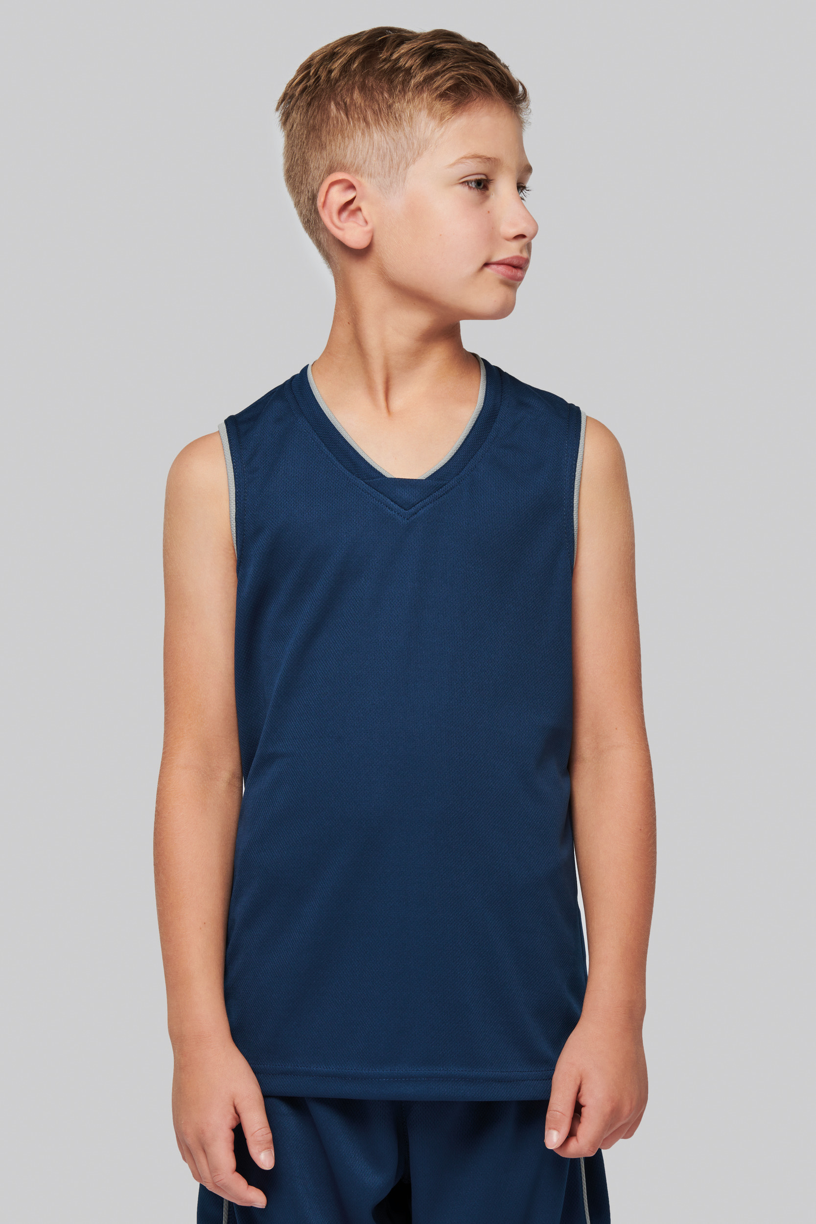 Camiseta de baloncesto personalizada para niño