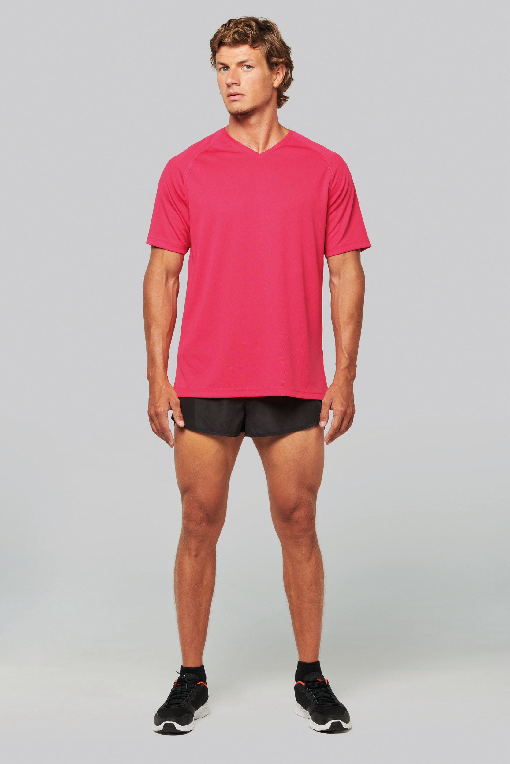 Camiseta de deporte cuello de pico hombre